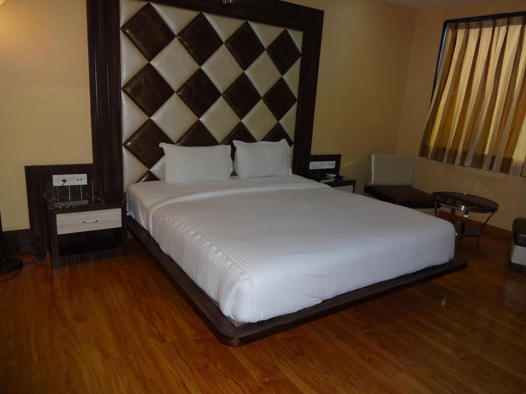 Sheetal International Rain Basera Raipur (Chhattisgarh) Room photo